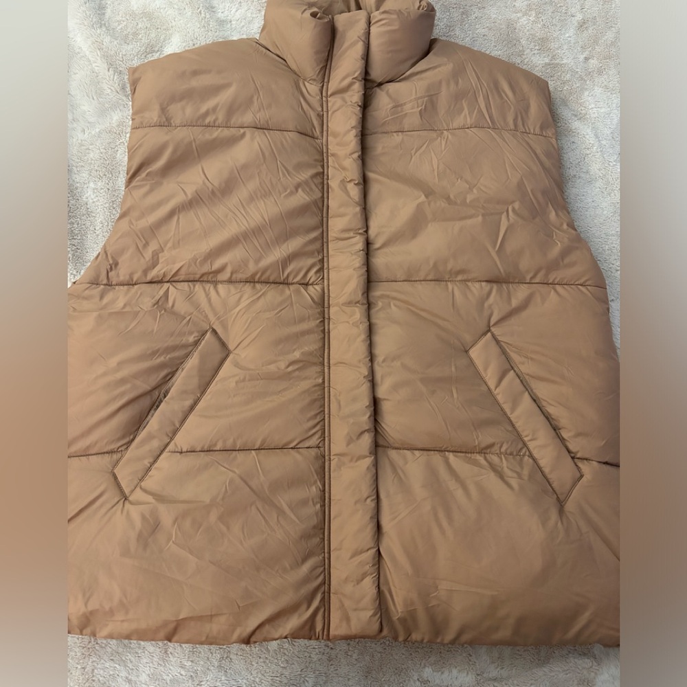Abercrombie & Fitch Camel/Tan Quilted Puffer Vest